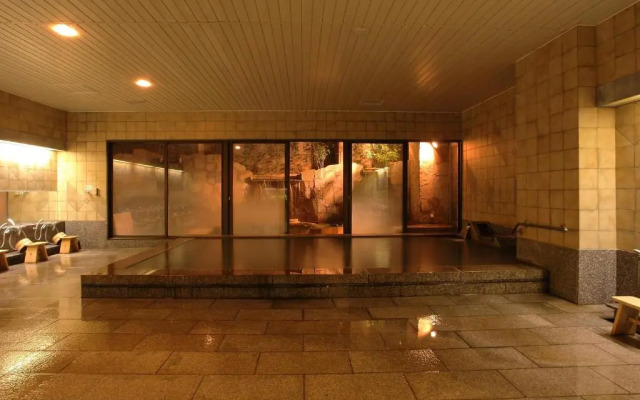 Nagoya Crown Hotel
