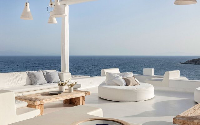 Mykonos Blu Grecotel Boutique Resort