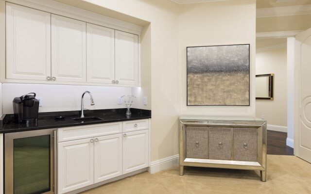 12BR Reunion Pool Home 521 by OVRH