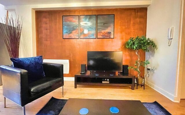 Centrally Located Loft Apartment