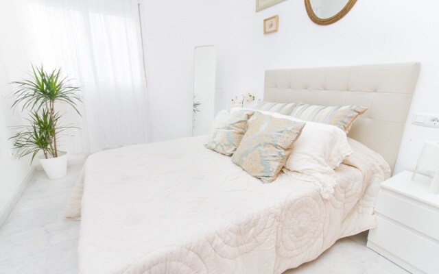 Cool Apartment Carrera de Capuchinos by La Recepcion