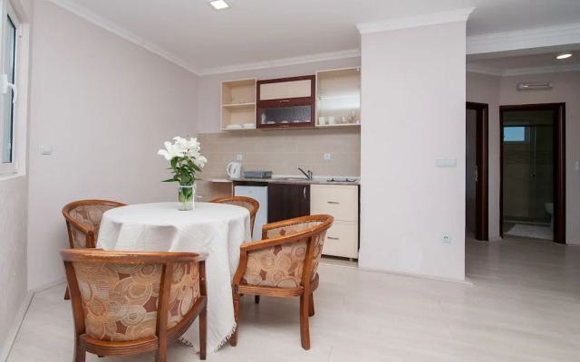 Open Sea Apartments