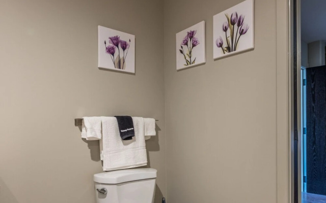 FRONTDESK 111 W Main St Apts Downtown Louisville