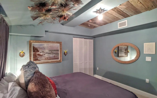 The Captain's Quarters