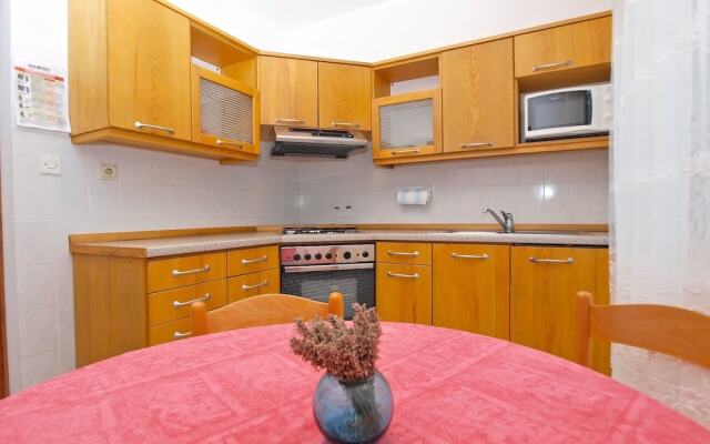 Apartment 1210