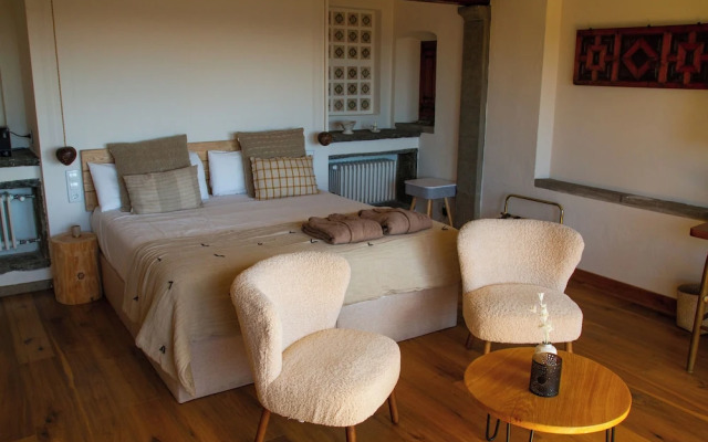 Hotel Santa Llucia Rupit