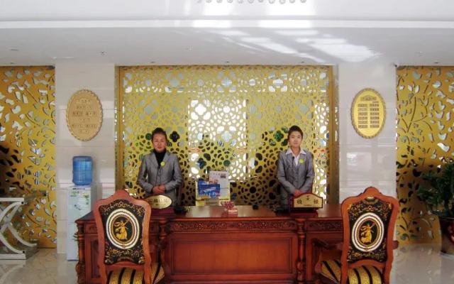Zhongwei Grand Hotel