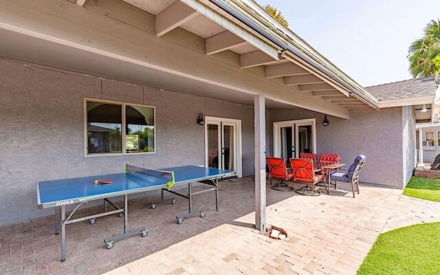 Everett Street Retreat