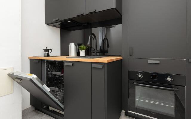 Apartment 1 km to Old Town by Renters
