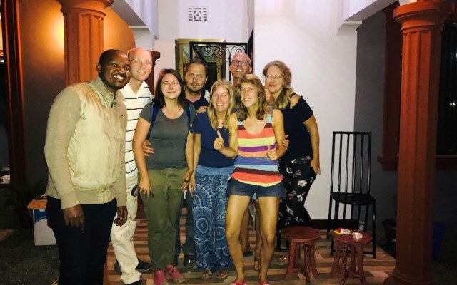 Savannah House - Hostel