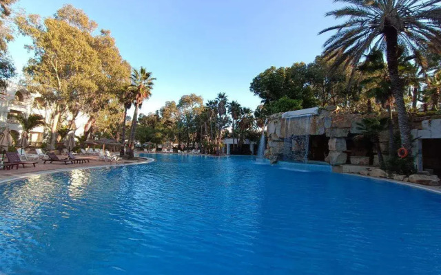 Shell Beach Hotel & Spa