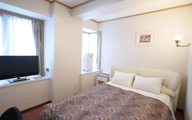 U Community Hotel