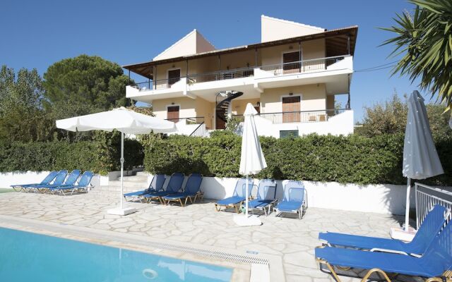 Cochelli Apartments