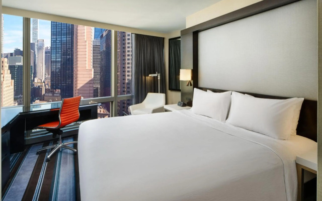 Courtyard by Marriott New York Manhattan / Central Park