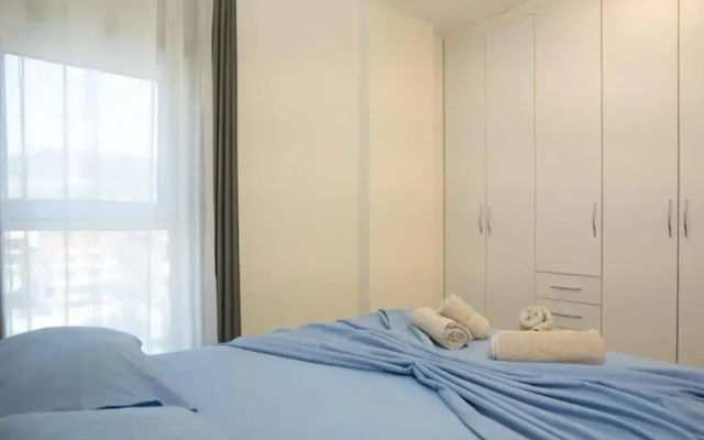 Exclusive Seafront Duplex With Jacuzzi