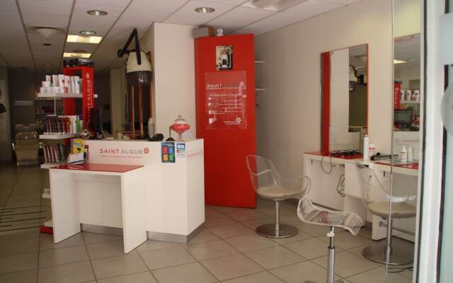 Une Chambre en Ville