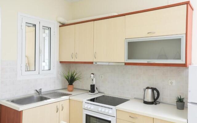Tranquil Apartments by Corfuescapes