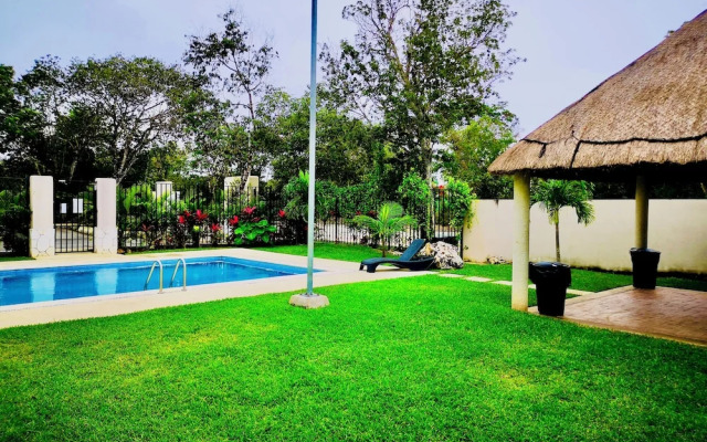 Cozy 2-bedroom Apartment With Amenities
