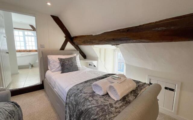 Humbug Cottage