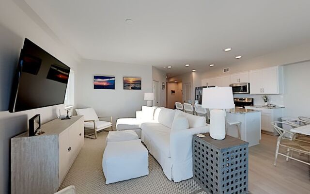 Sea Glass by Southern Vacation Rentals