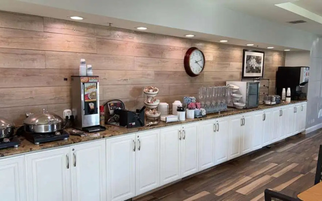 SureStay Plus Hotel by Best Western Vero Beach