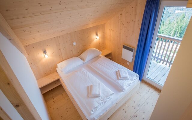 Cozy Chalet near Ski Area in Klippitztörl