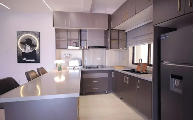 Heritage Residences-The Grey Lounge