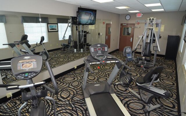 Best Western Plus Kenedy Inn