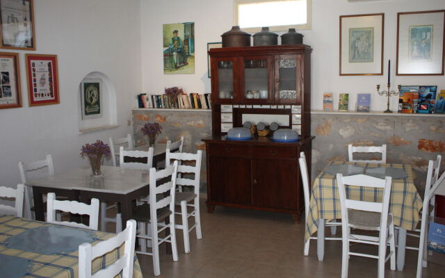 Naoussa Hotel Paros by Booking Kottas