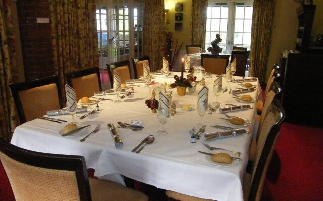 The Tumbling Weir Hotel & Restaurant