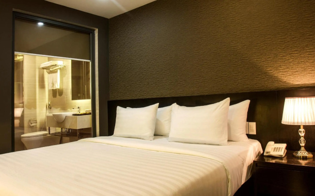 Golden Hotel – Guest Rooms – Nha Trang