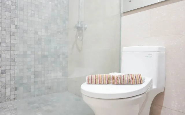 Nice and Elegant 2BR Apartment at Veranda Residence Puri