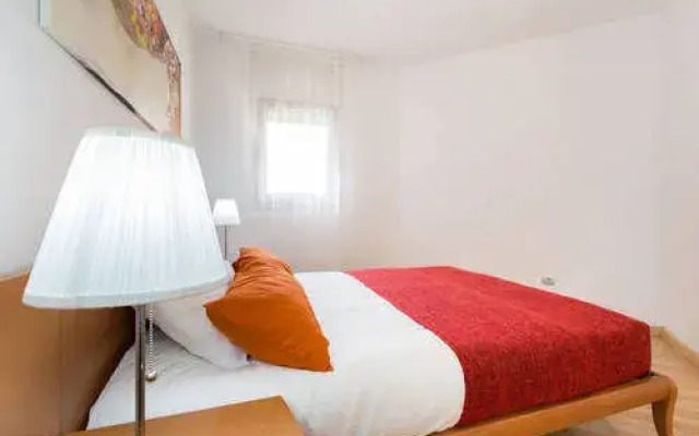 Vila Olimpica Apartment