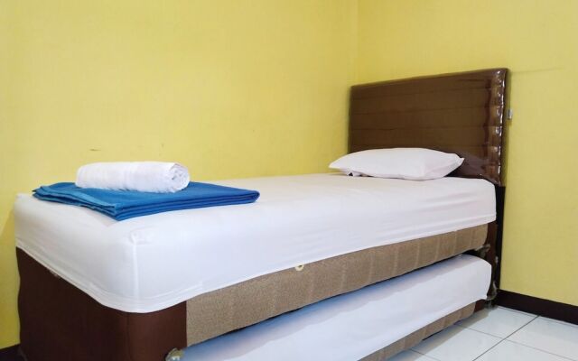 Risqia Homestay Syariah by Cocotel