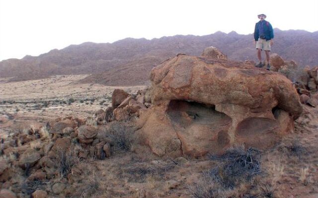 Solitaire Desert Farm