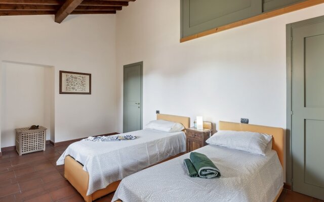 Charming Holiday Home in Iseo With Terrace