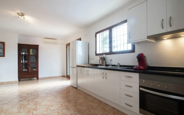 Charming Holiday Home in Benidorm With Private Pool