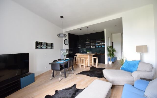 Luxury Apartment by Hi5 - Bajcsy Suite