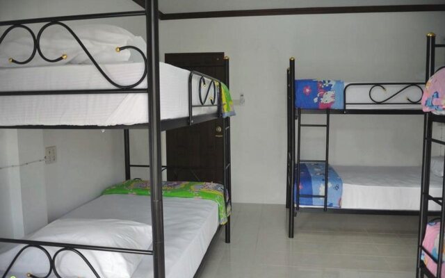 Ao Nang Backpacker