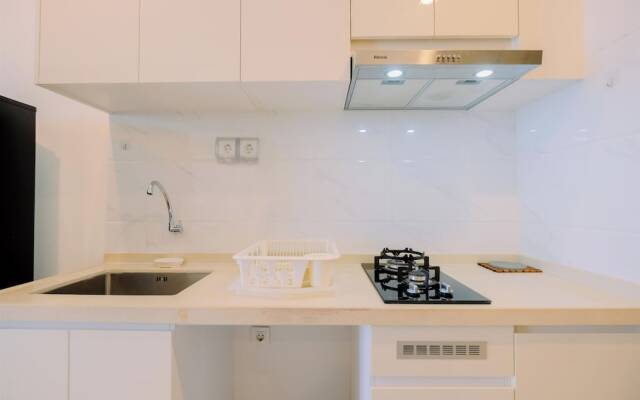 Modern Look 2Br At Sky House Bsd Apartment