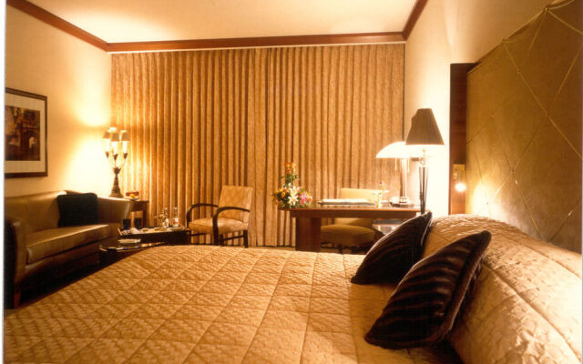 Al Faisaliah Suites