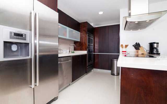 Marea Azul Condominium by ChezPlaya