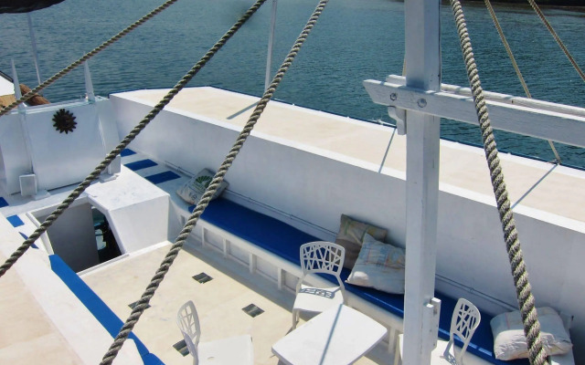 Palawan Secret Cruise
