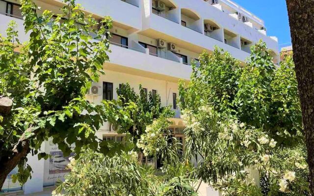 Apollon Hotel