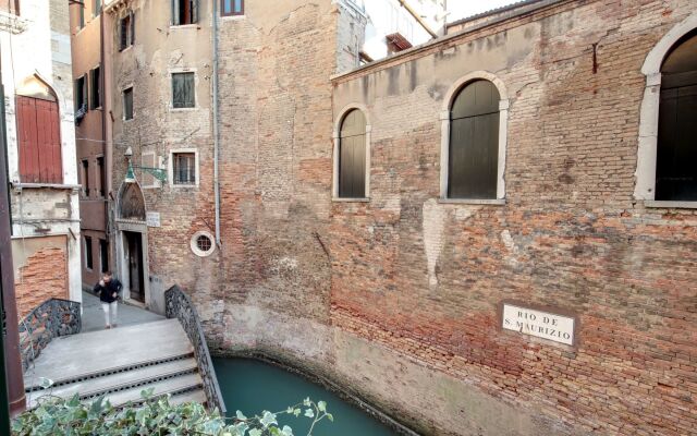 Stunning Modern Apartment in the Heart of Venice