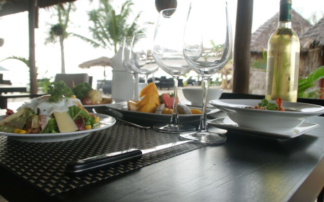 Mary Beach Hotel and Resort
