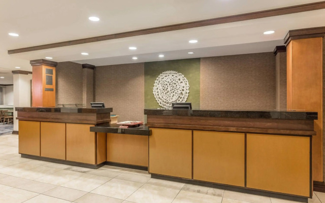 Fairfield Inn & Suites by Marriott Madison East