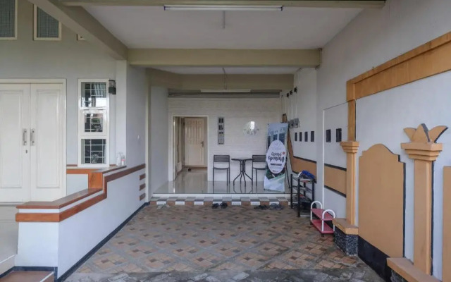 RedDoorz Syariah near Kampus UNSOED Purwokerto