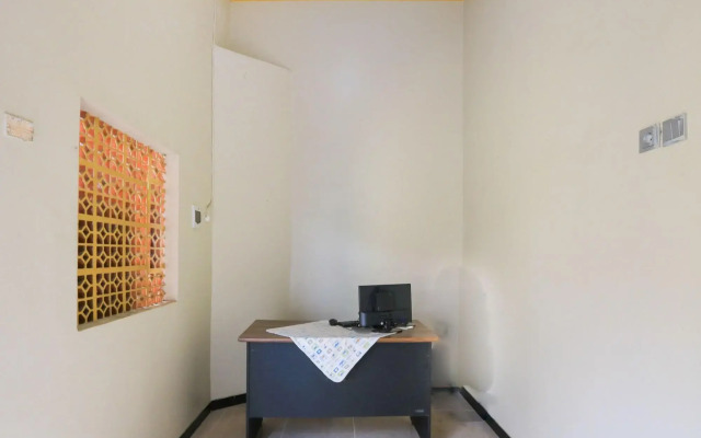 Hifana Residence by OYO Rooms
