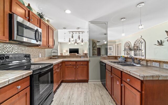 Rooftop Views of The Gulf! 1800 Square Foot Private Rooftop Terrace!